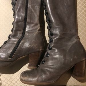 Sweet John Fluevog Minstrel Boots
